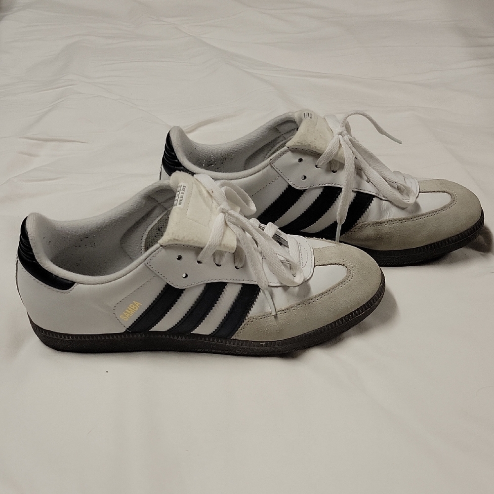 SOLD - Adidas White and Black Sambas 8M/9W